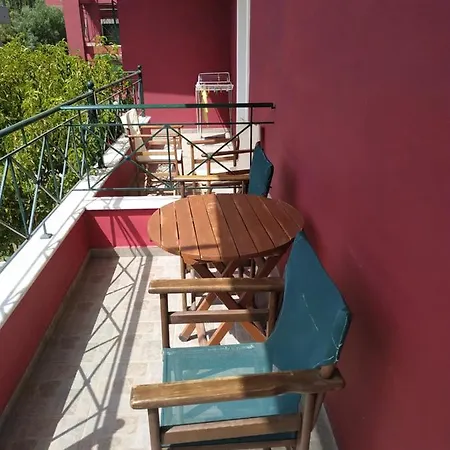 Ekaterini Apartman Guviá